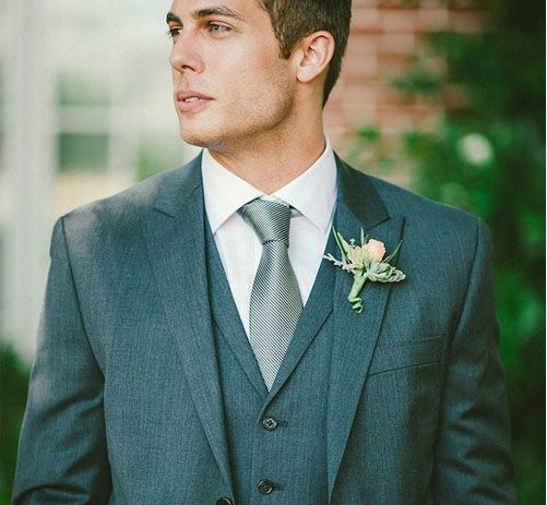 How to Choose Wedding Ties for Men